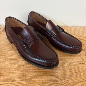 Elegant Burgundy Leather Loafers